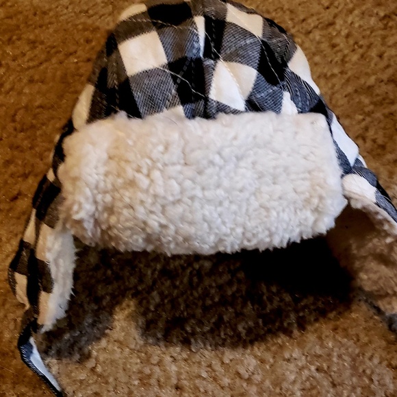 Boys 6-12 months coat and hat - Picture 2 of 2